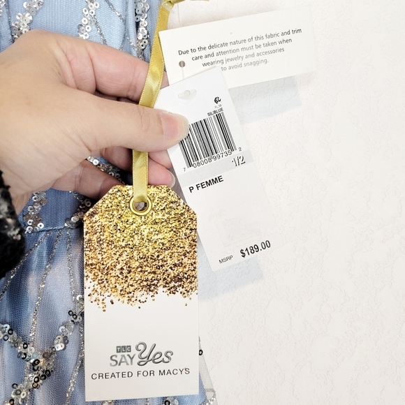 NWT TLC Say Yes Juniors Strappy Sequin-Embellished Gown in Silver/Blue Sz 1/2 - Picture 12 of 13